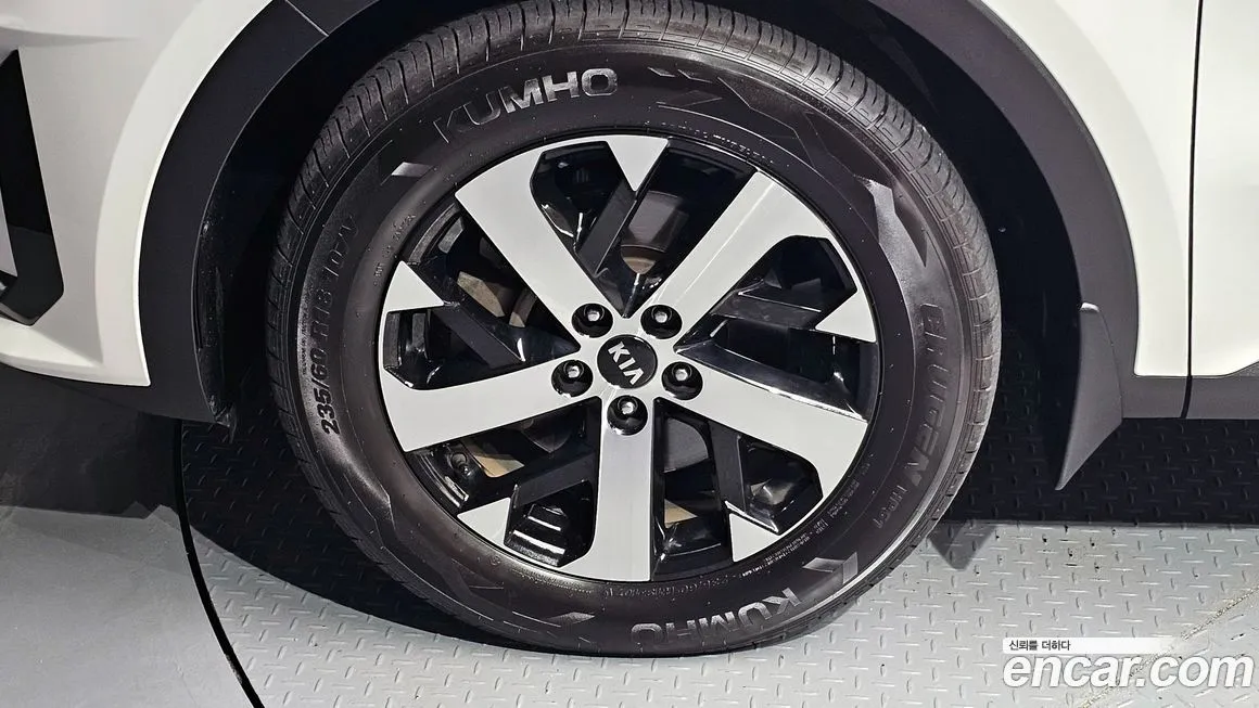 Kia Sorento — фото 5