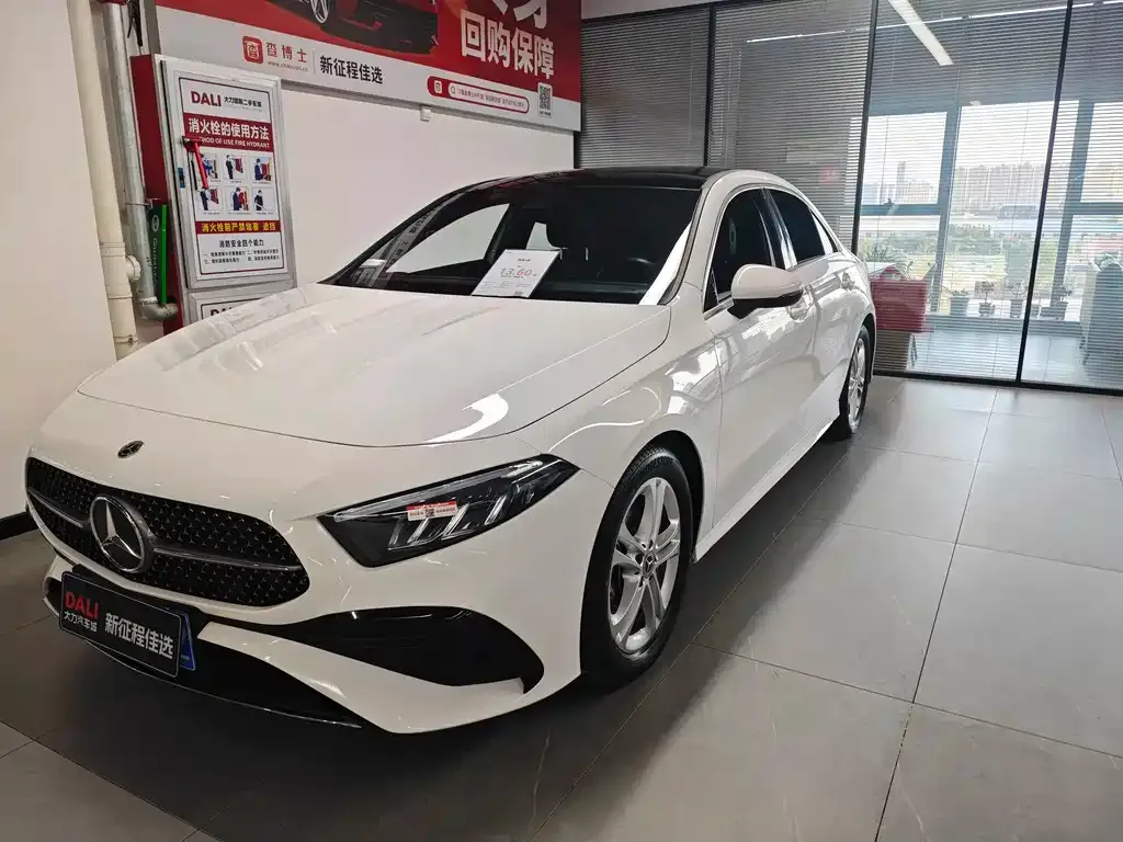 Mercedes-Benz A-Class — фото 1