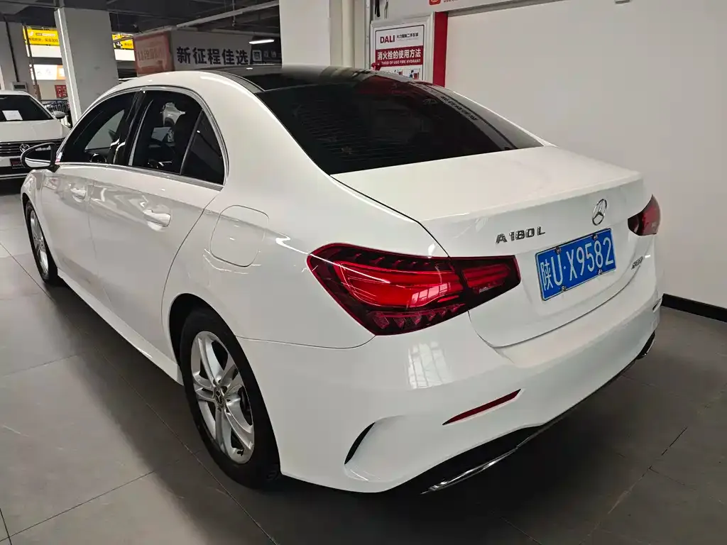 Mercedes-Benz A-Class — фото 10