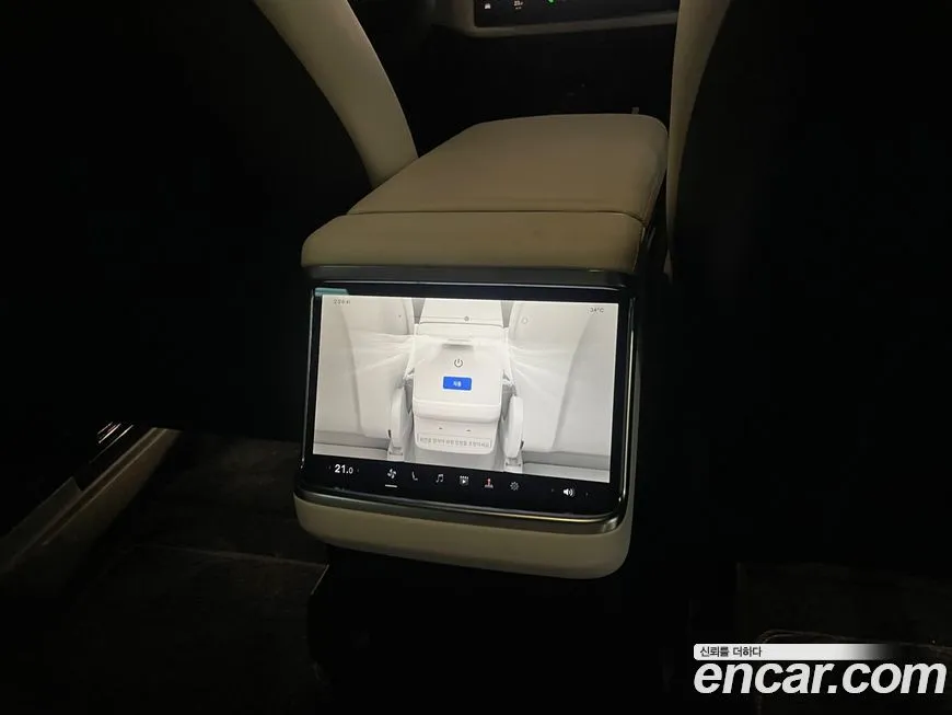 Tesla Model X — фото 4