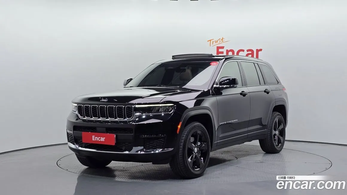 Jeep Cherokee — фото 1