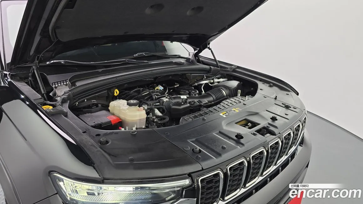 Jeep Cherokee — фото 6