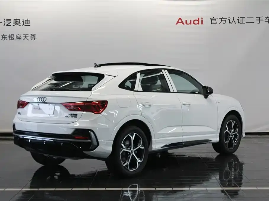 Audi Q3 Sportback — фото 5