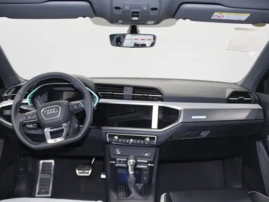 Audi Q3 Sportback — фото 9