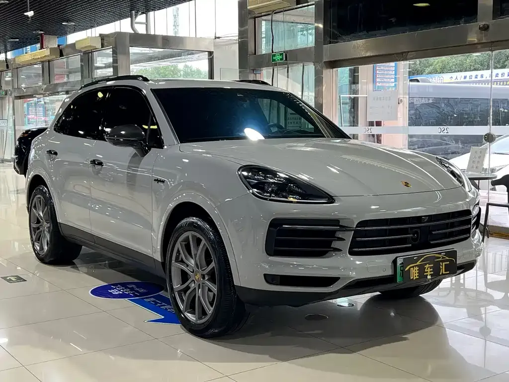 Porsche Cayenne Hybrid — фото 3