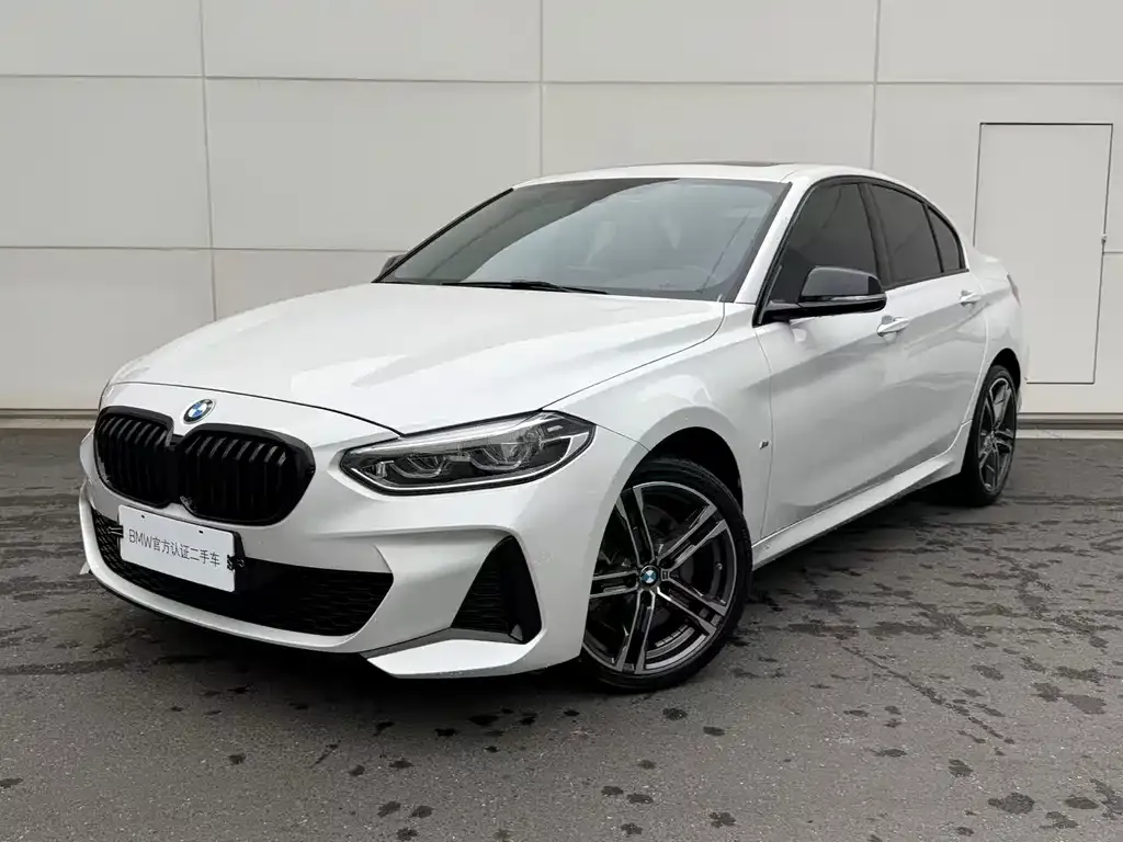BMW 1 Series — фото 1