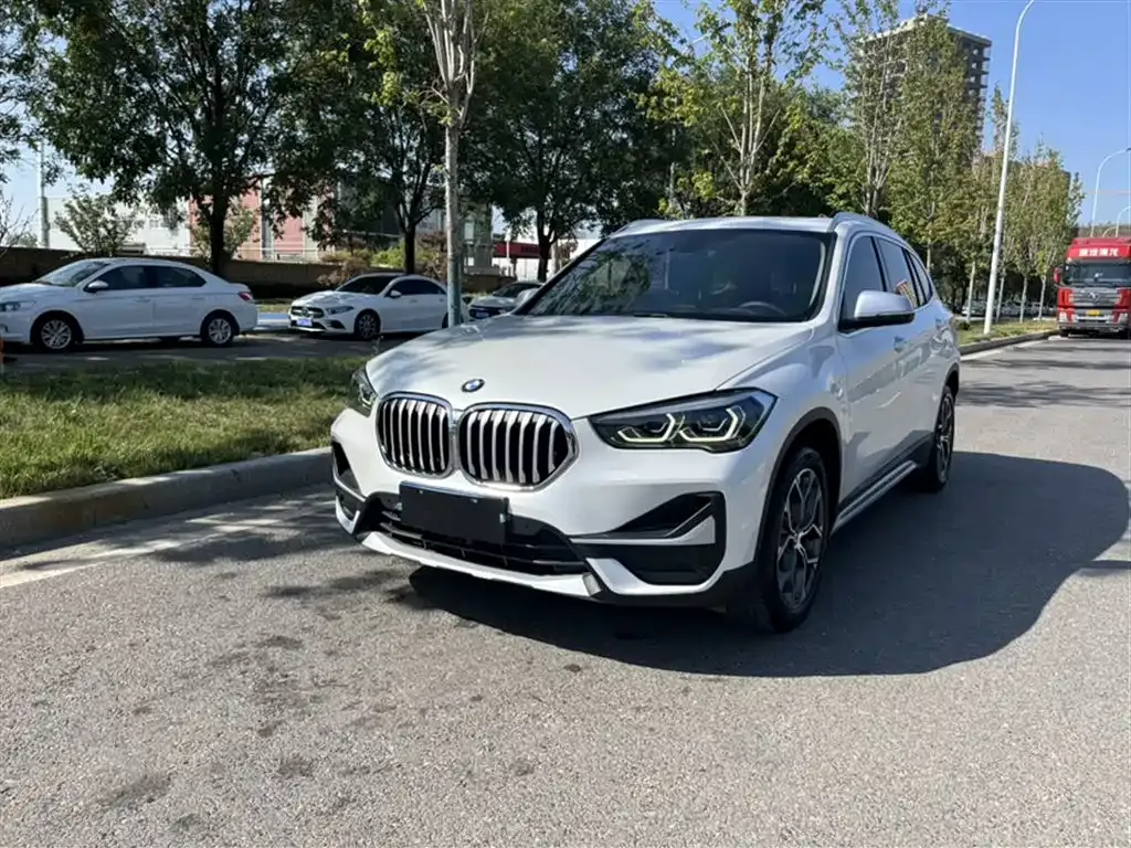 BMW X1 — фото 3