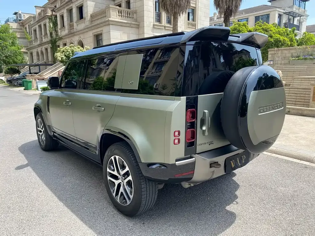 Land Rover Defender — фото 5