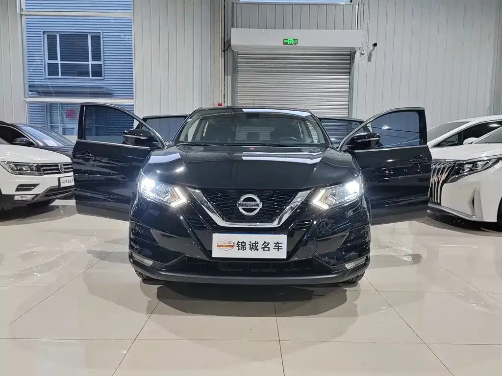 Nissan Qashqai — фото 8