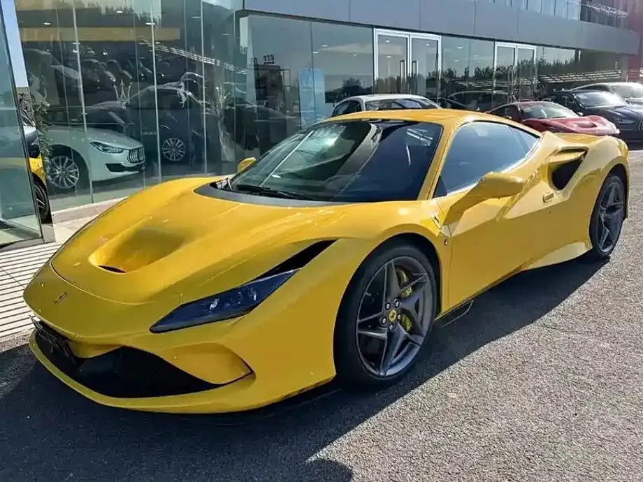 Ferrari F8 — фото 1