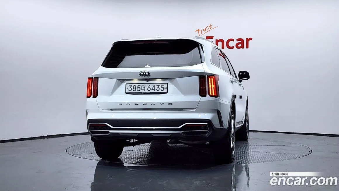 Kia Sorento — фото 4