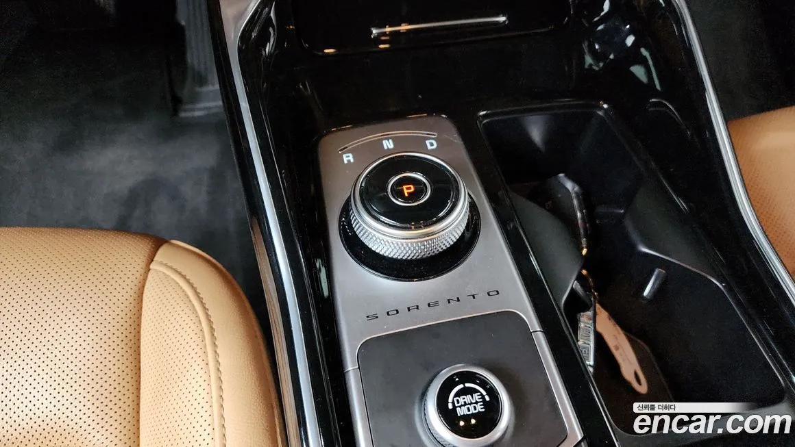Kia Sorento — фото 9