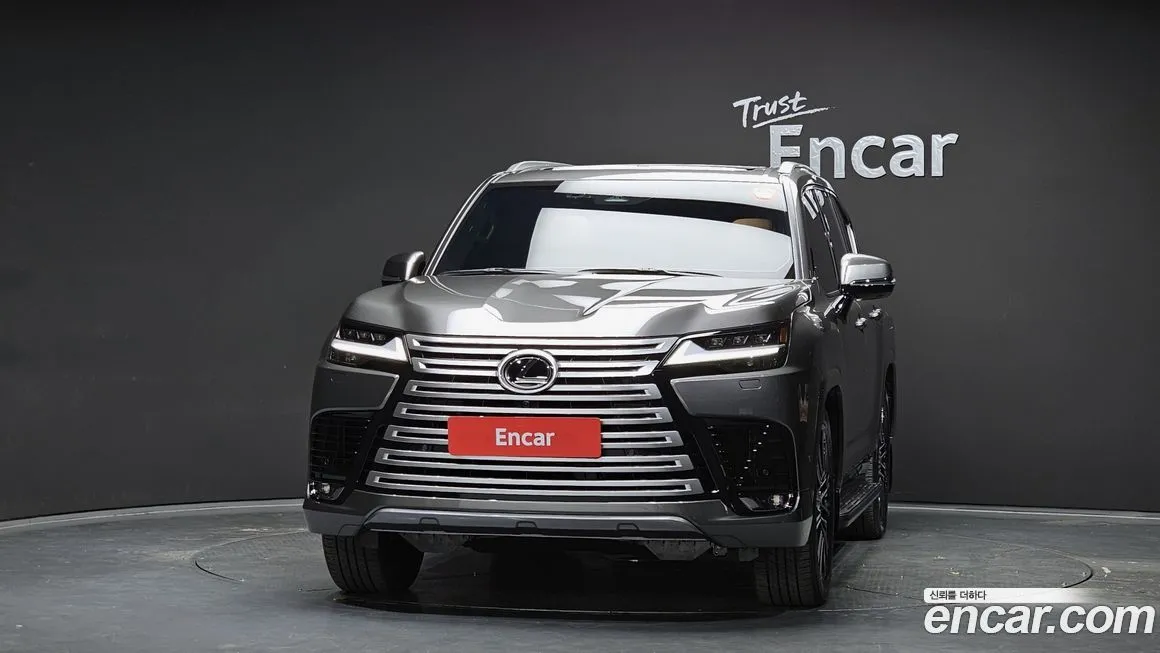 Lexus LX — фото 3