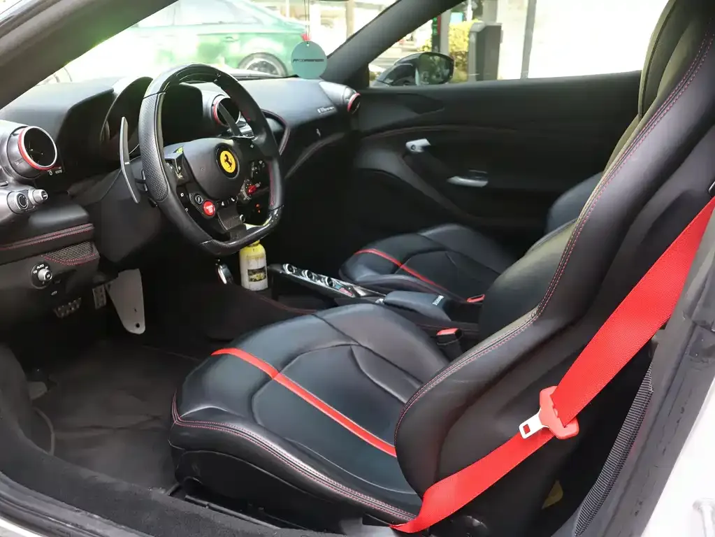 Ferrari F8 — фото 4