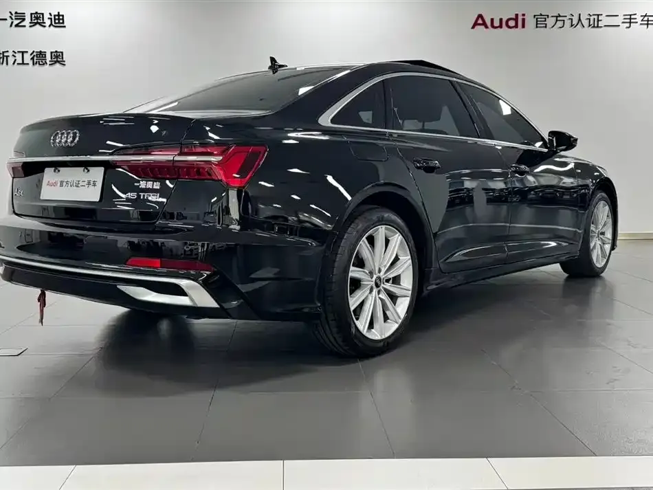 Audi A6L — фото 4