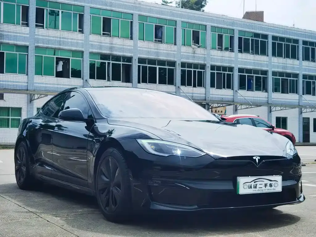 Tesla Model S — фото 3
