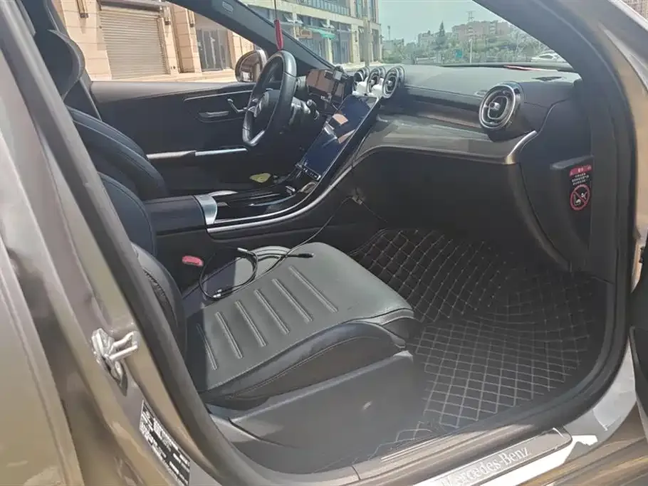Mercedes-Benz C-Class — фото 8