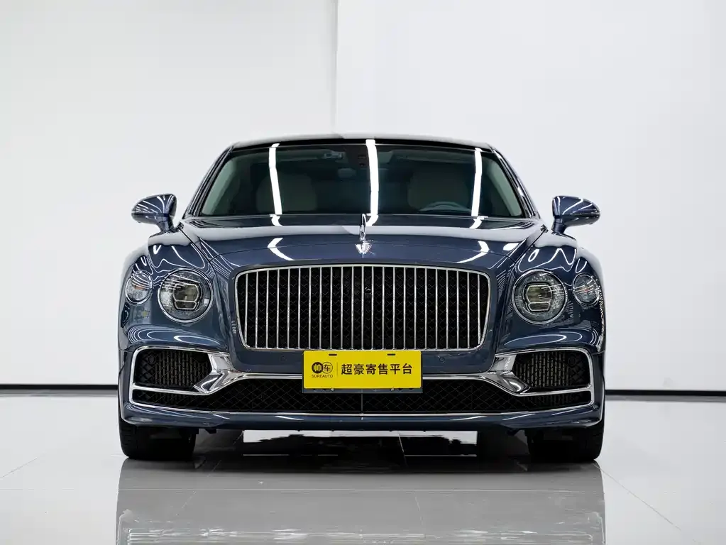Bentley Flying Spur — фото 2