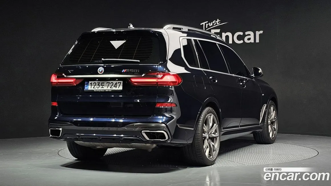 BMW X7 — фото 2