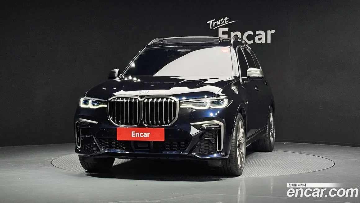 BMW X7 — фото 3