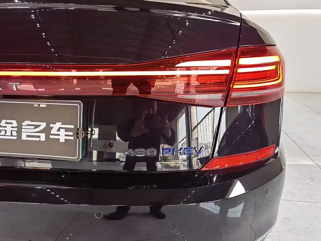 Volkswagen Passat New Energy — фото 10