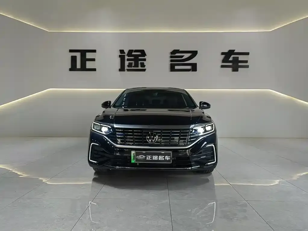 Volkswagen Passat New Energy — фото 2
