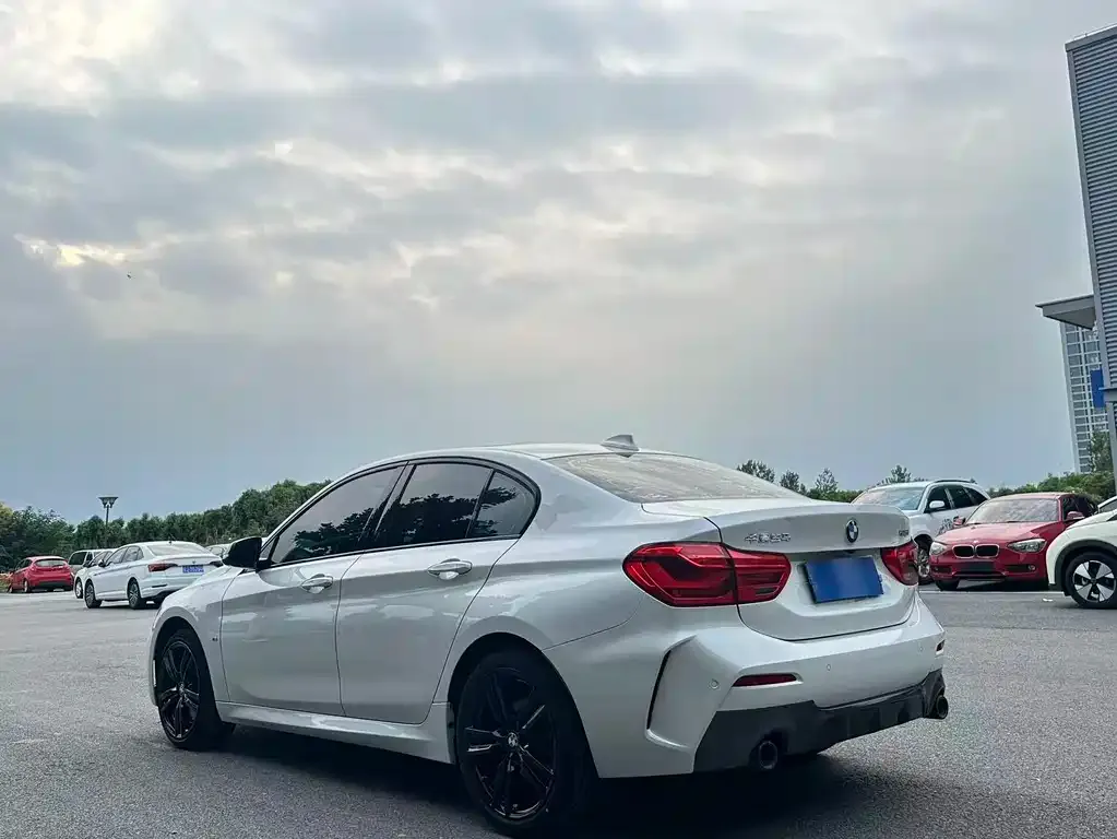 BMW 1 Series — фото 10