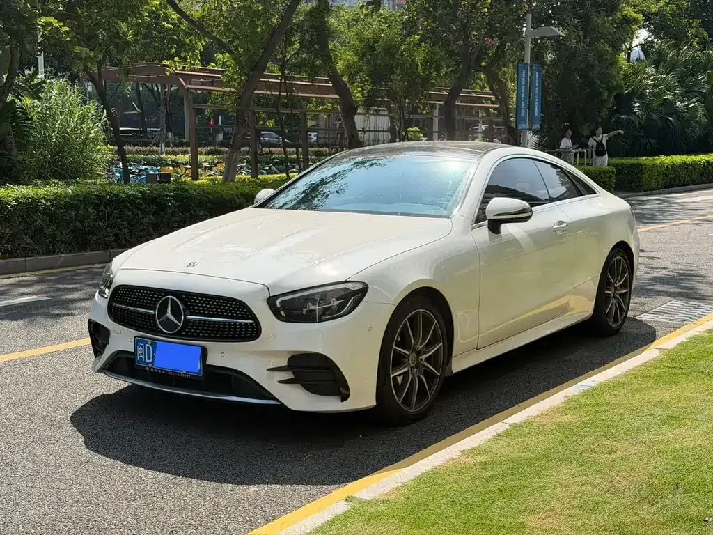 Mercedes-Benz E-Class (Import) — фото 1