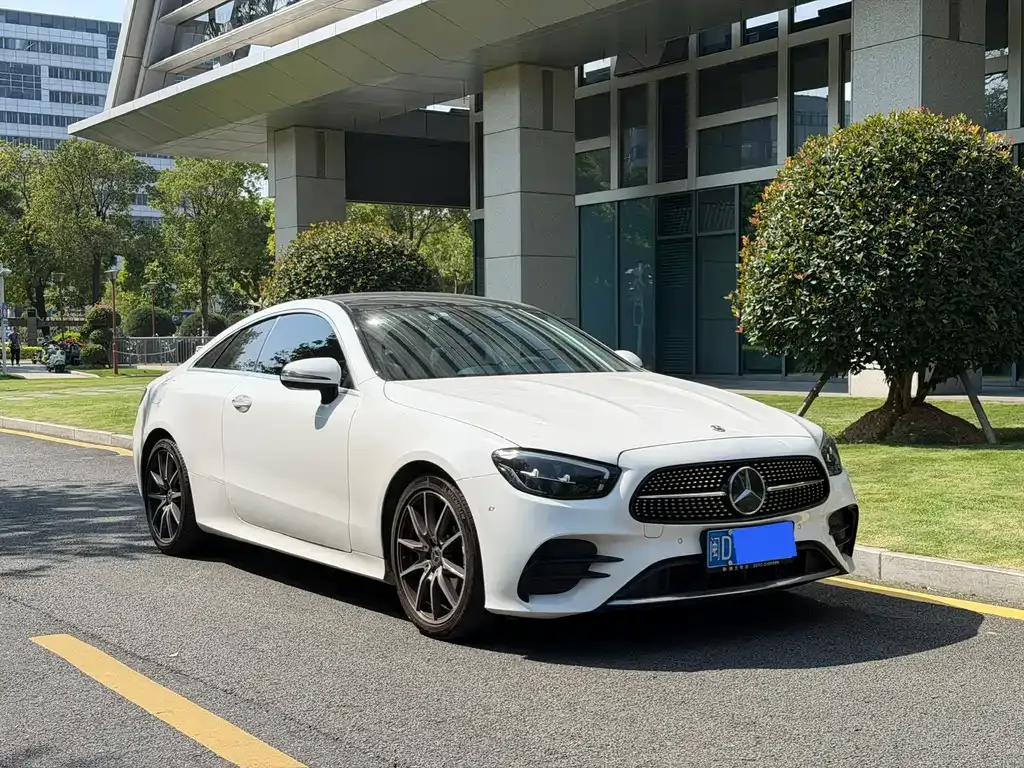 Mercedes-Benz E-Class (Import) — фото 3