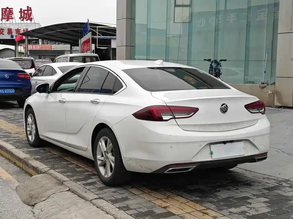 Buick Regal — фото 9