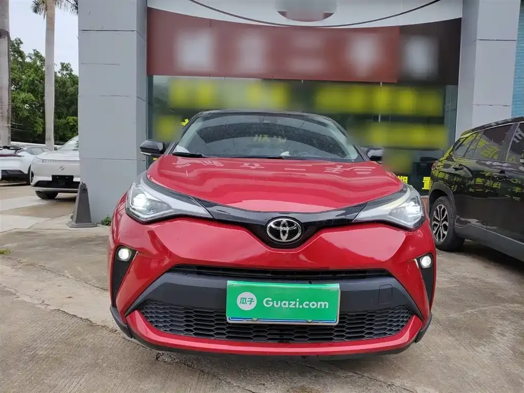 Toyota C-HR — фото 3