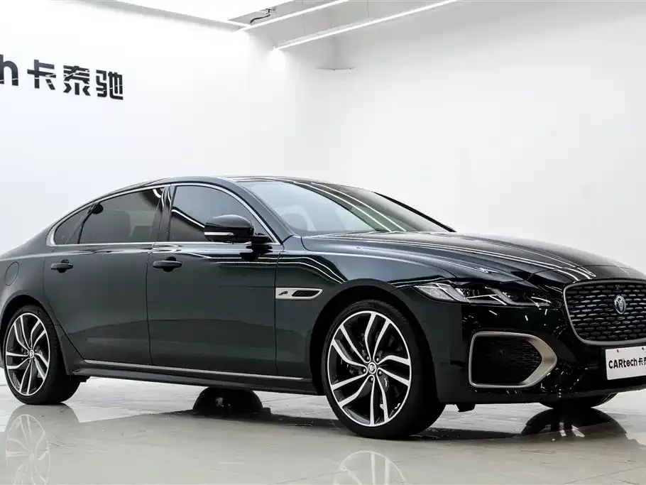 Jaguar XFL — фото 3