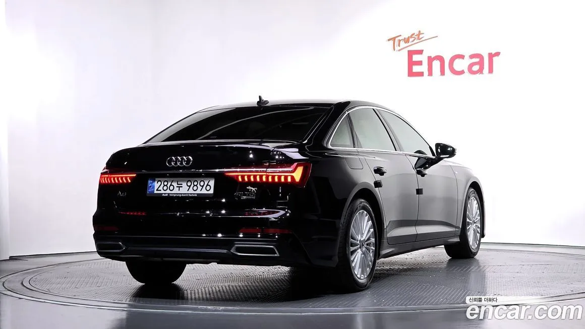 Audi A6 — фото 2