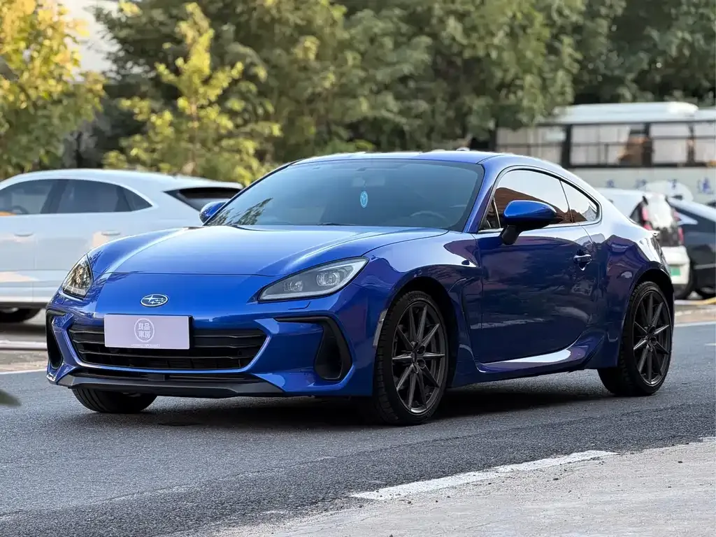 Subaru BRZ — фото 1