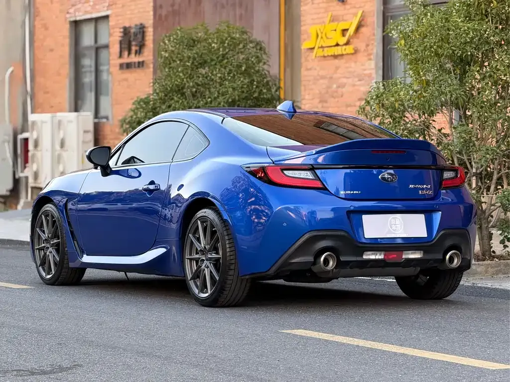 Subaru BRZ — фото 4