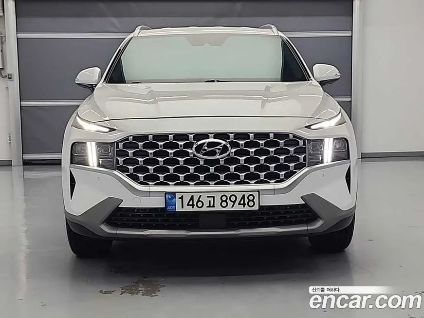 Hyundai Santafe — фото 1