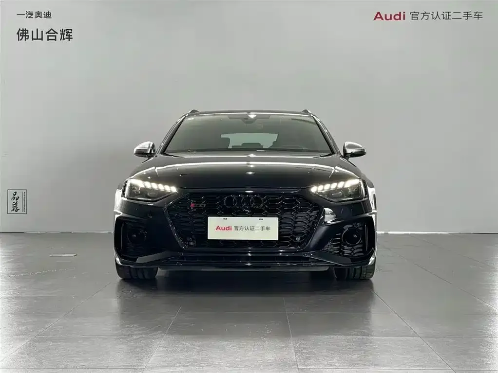 Audi RS 4 — фото 3