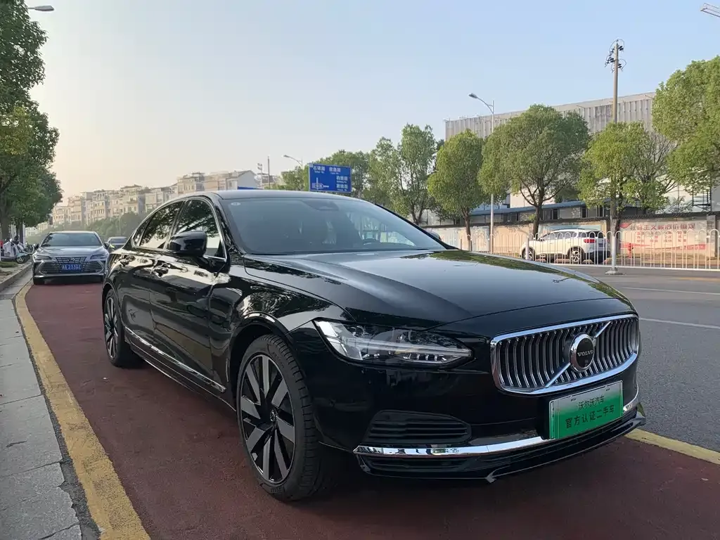 Volvo S90 PHEV — фото 3