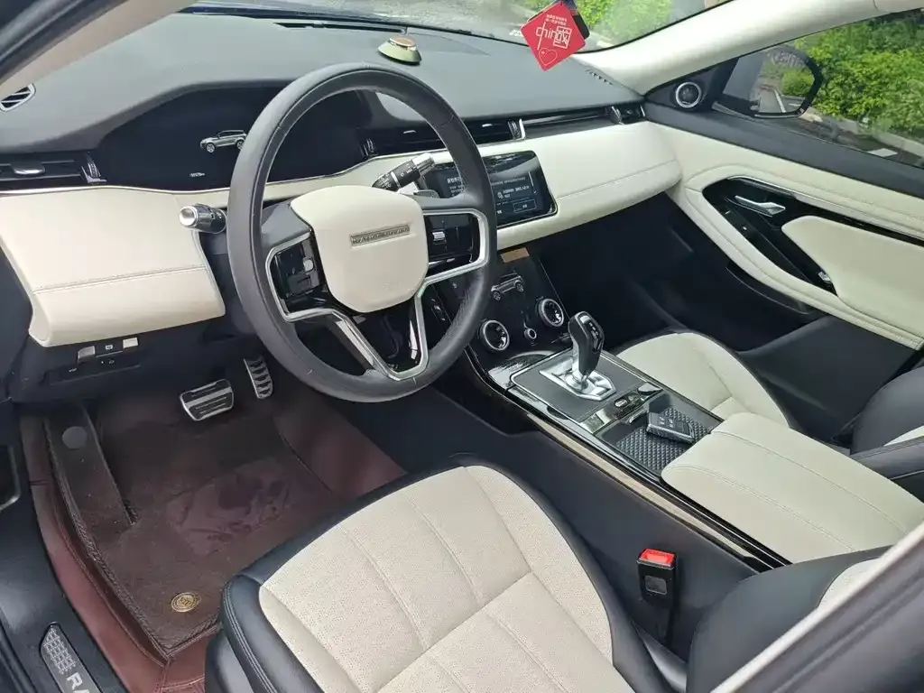 Land Rover Evoque — фото 4