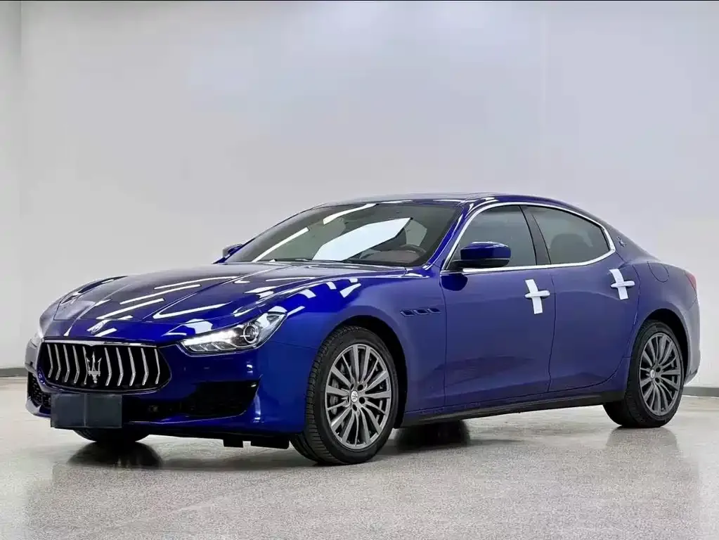 Maserati Ghibli — фото 1