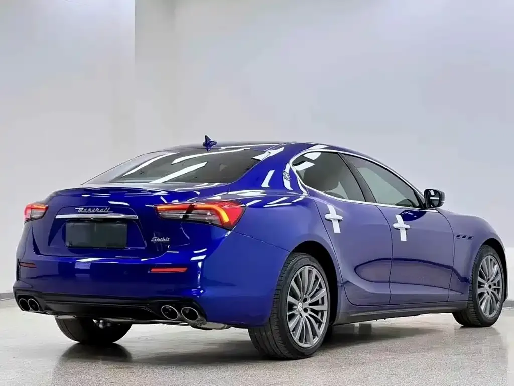 Maserati Ghibli — фото 8