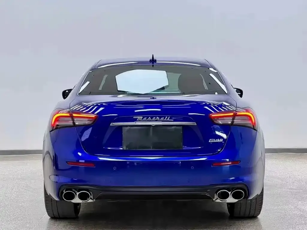 Maserati Ghibli — фото 9