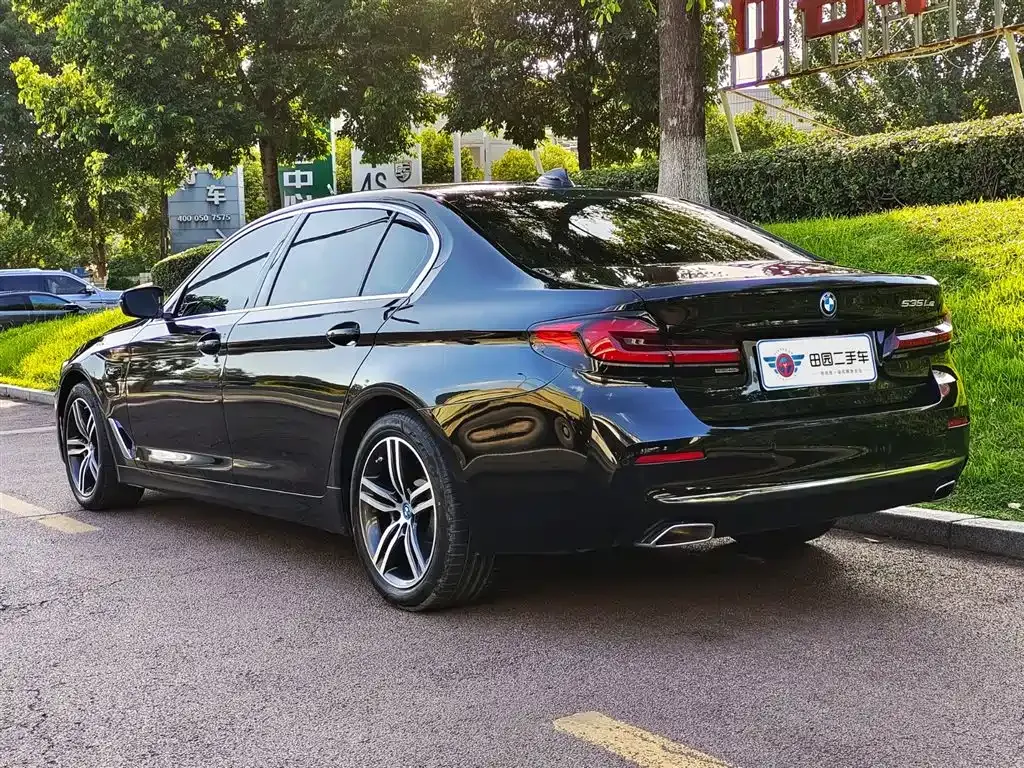 BMW 5 Series New Energy — фото 4