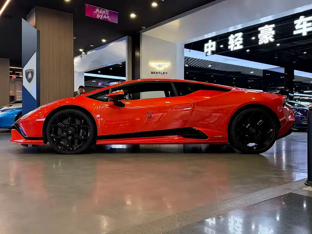 Lamborghini Huracan — фото 4