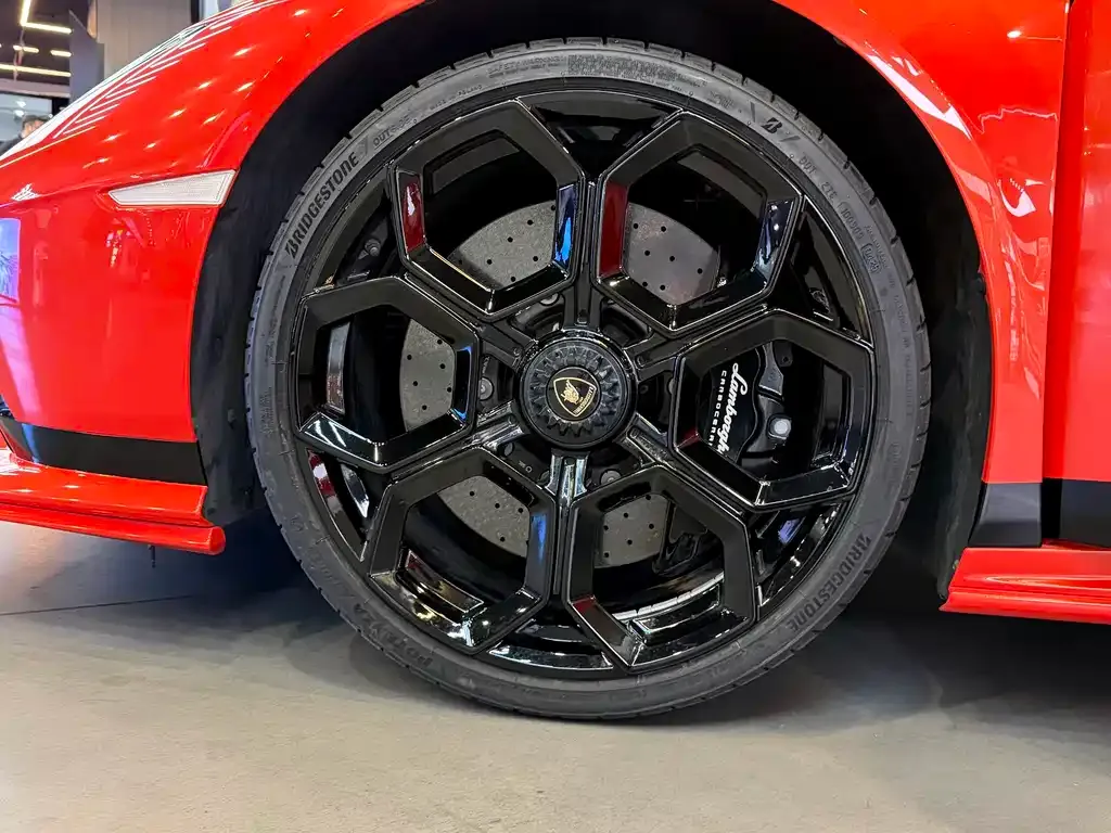 Lamborghini Huracan — фото 7