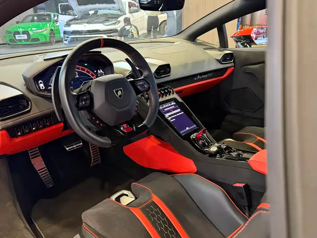Lamborghini Huracan — фото 8