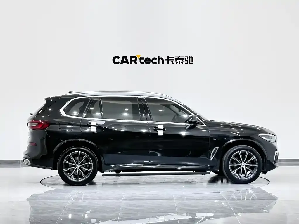 BMW X5 — фото 8
