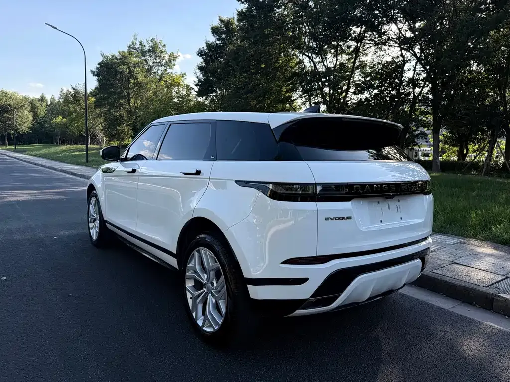 Land Rover Evoque — фото 8