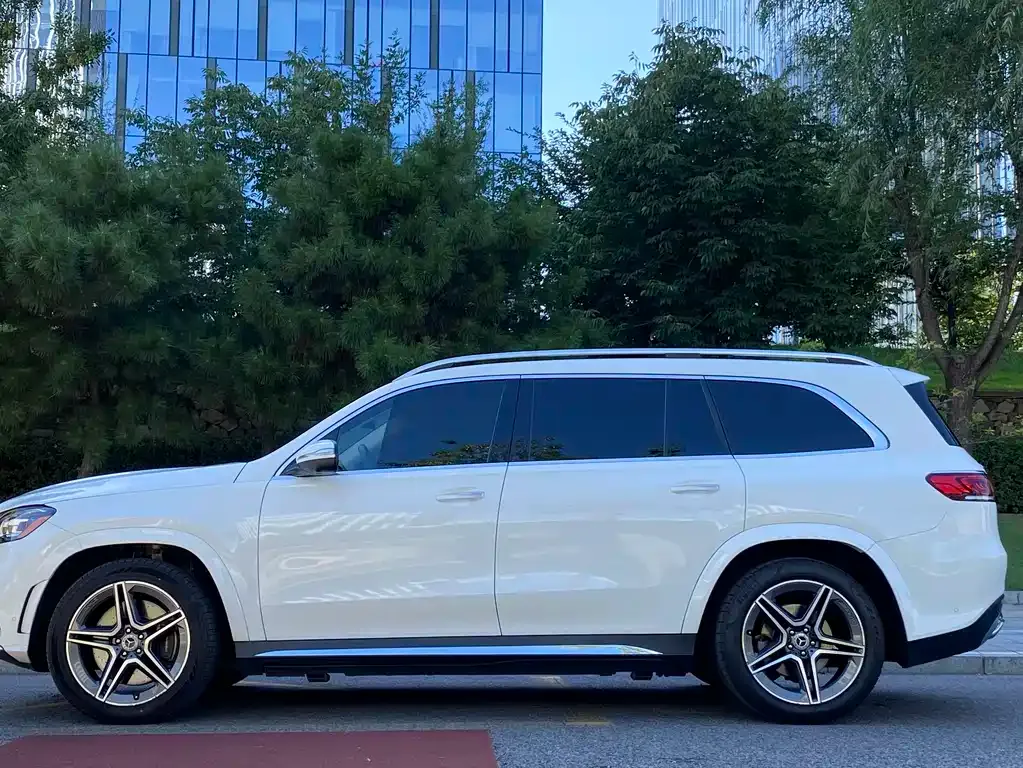 Mercedes-Benz GLS — фото 5