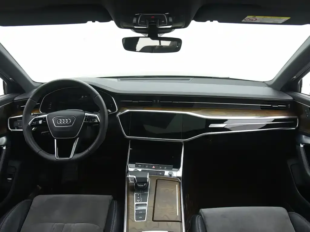 Audi A6L — фото 5